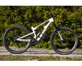 ARC8 Extra CYC Stealth X1 G3 2024