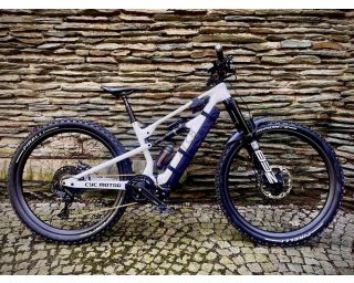 ARC8 Extra CYC Stealth X1 G3 2024